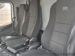 Mercedes-Benz Atego 818