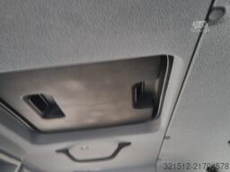 Mercedes-Benz Atego 818