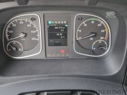 Mercedes-Benz Atego 818