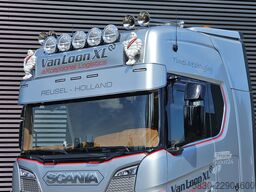 Scania S590 V8 6X4 / 2 TANKS / NL TRUCK! 80T