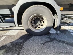 MAN TGM 18.290 Isotermico + sponda