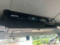 MAN TGM 18.290 Isotermico + sponda