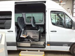 Mercedes-Benz Sprinter 317 CDI Kombi,Rollstuhllift,8Sitze