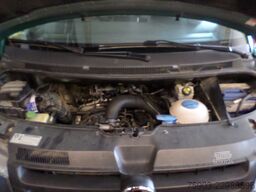 VW T5 Transporter Pritsche Doppelkabine 4Motion AHK