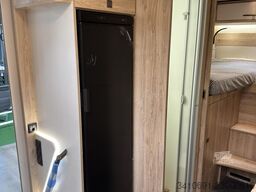 Eura Mobil Profila T 726 EF Dachlüfter FAS 4xSitz Lithium