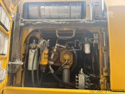 Caterpillar 336FL Tracked material handler