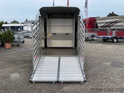 Ifor Williams TA5G10 mit Kombiklappe