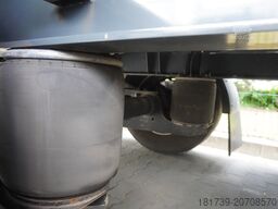 Fruehauf passthrough box trailer 18 EPAL / 2021 /