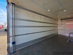 MERCEDES-BENZ Atego 1218 / Ldbw / Seitentür: rechts