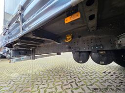 SCHMITZ CARGOBULL SCS 24/L - 13.62 Mega / Palettenkasten / Hubdach