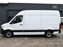 MERCEDES-BENZ Sprinter Kasten 317 CDI RWD L2H2 Navi Kamera