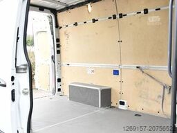 MERCEDES-BENZ Sprinter Kasten 317 CDI RWD L2H2 Navi Kamera