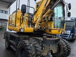 KOMATSU PW 148 / NUR 5400h / Lehnhoff MS 10 / 2 Löffel