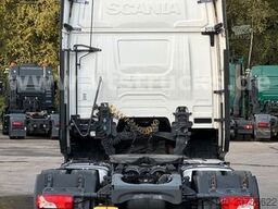 SCANIA R450 4x2 Retarder Blatt/Luft LED DAB Radio