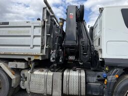 Iveco AT 380T 6x4 Kipper mit Kran