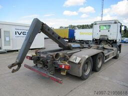 Mercedes-Benz 2643L / 6 x 4 / Meiller RK 20.70