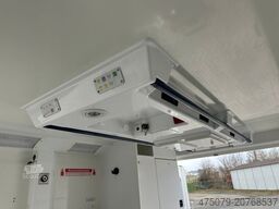 MERCEDES-BENZ Sprinter 519 RTW / 4x4 Allrad / WAS Trage