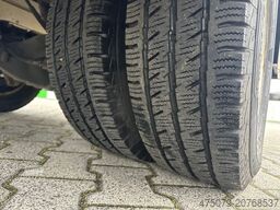 MERCEDES-BENZ Sprinter 519 RTW / 4x4 Allrad / WAS Trage