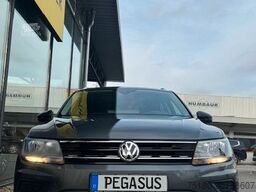 VOLKSWAGEN Tiguan VE 4Motion PKW SUV  Automatik AHK