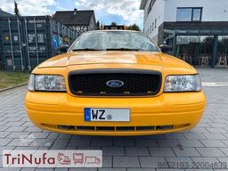 FORD Crown | Dt. Papiere | P70 | Lange Radstand |