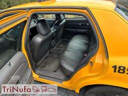 FORD Crown | Dt. Papiere | P70 | Lange Radstand |