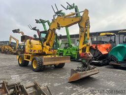 KOMATSU Komatsu PW 118 MR-8