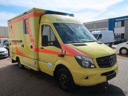 MERCEDES-BENZ Sprinter 519 CDI RTW / 1. Hand /SHZ / Fzg Nr:A16