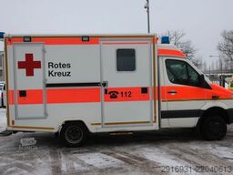 MERCEDES-BENZ Nr.A28 Sprinter 516 CDI 4X4 RTW 1.Hand / SHZ