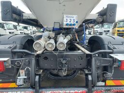 MAN TGX 35.440 Silo Euro 6 8x4 Lift+Lenk Klima (5)