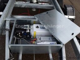 VEZEKO JUKI 3-S. Kipper 4x2 m Maschinentransporter 3,5t