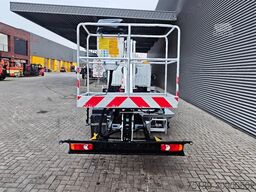 Nissan Cabstar 35.13 NT400 GSR B230T