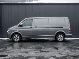 Volkswagen Transporter T5 2.0 TDI L2H1 | 140PK | Schuifdeu...
