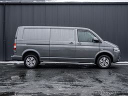 Volkswagen Transporter T5 2.0 TDI L2H1 | 140PK | Schuifdeu...
