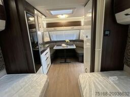 HOBBY Prestige 560 WLU Abverkauf / 2000 kg