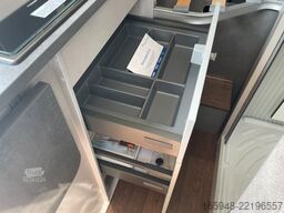PÖSSL Summit Shine 540 | Autom. | Premium Ausstattung
