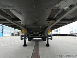 SCHMITZ CARGOBULL SKO 24 / ROLLTOR / ZURRLEISTE BLACK 62 tsd km  !