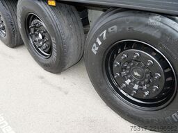 SCHMITZ CARGOBULL SKO 24 / ROLLTOR / ZURRLEISTE BLACK 62 tsd km  !