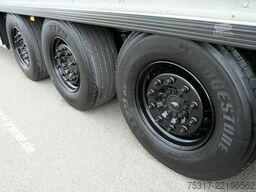 SCHMITZ CARGOBULL SKO 24 / ROLLTOR / ZURRLEISTE BLACK 62 tsd km  !