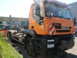 Iveco-Magirus Stralis AD260S33Y/PS 6x2 Stralis AD260S33 6x2, Winterdienstausstattung, Lenk-/Liftachse