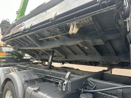 Mercedes-Benz Actros 3341 K 6x4 Actros 3341 K 6x4, Bormatik links, Heckkran Penz 10.83SH