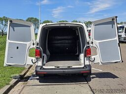 VOLKSWAGEN TRANSPORTER 2.0 TDI T6.1 150Pk L2H1 Autm