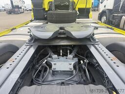 Iveco S-WAY 480 AT440 tractor unit / 2022