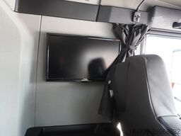 MAN TGX 33.580 6x4 tractor unit / GVM 70000