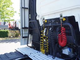 MAN TGX 18.420 tractor unit / 190 tho. km