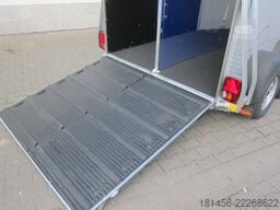 Böckmann Champion C ohne Sattelkammer Hecktürkombination 2400kg 100km/H Neu