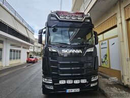 Scania S 580