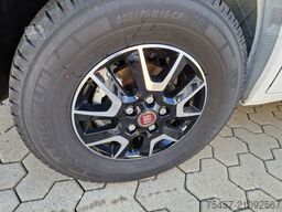 KNAUS Sky TI 700 MEG  Platinum Selection  Lithium S7