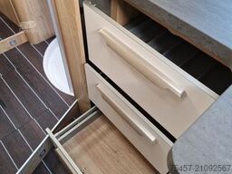 KNAUS Sky TI 700 MEG  Platinum Selection  Lithium S7