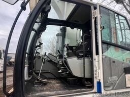 LIEBHERR R   924  LC