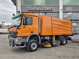 Mercedes-Benz Actros 2032 A 4x4 Bucher STKF 9500 Airport 30x